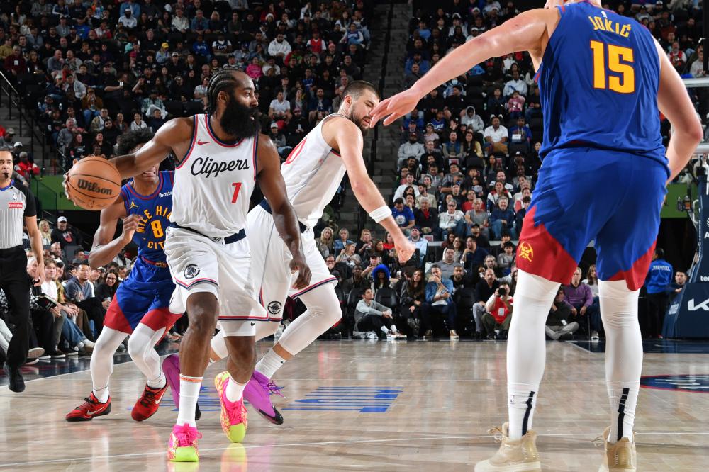 牢牢掌握了 牢牢掌握了