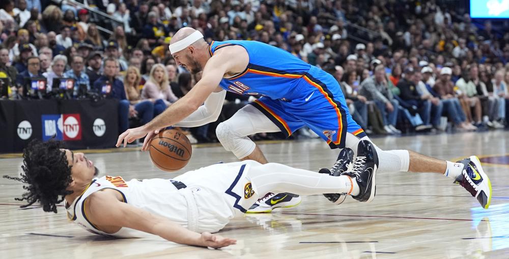 在面对强劲 在面对强劲